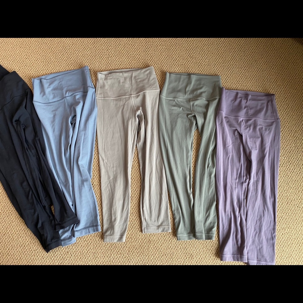 Lululemon Align Crop!!